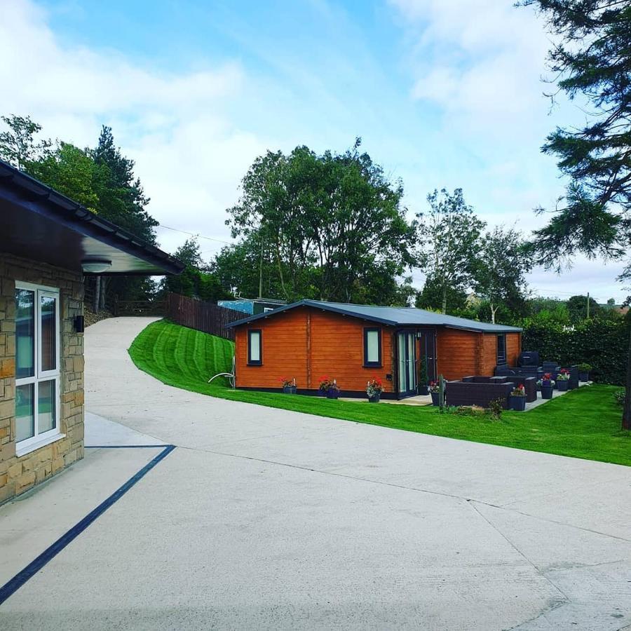 Luxury five star cottage one Tantobie Esterno foto